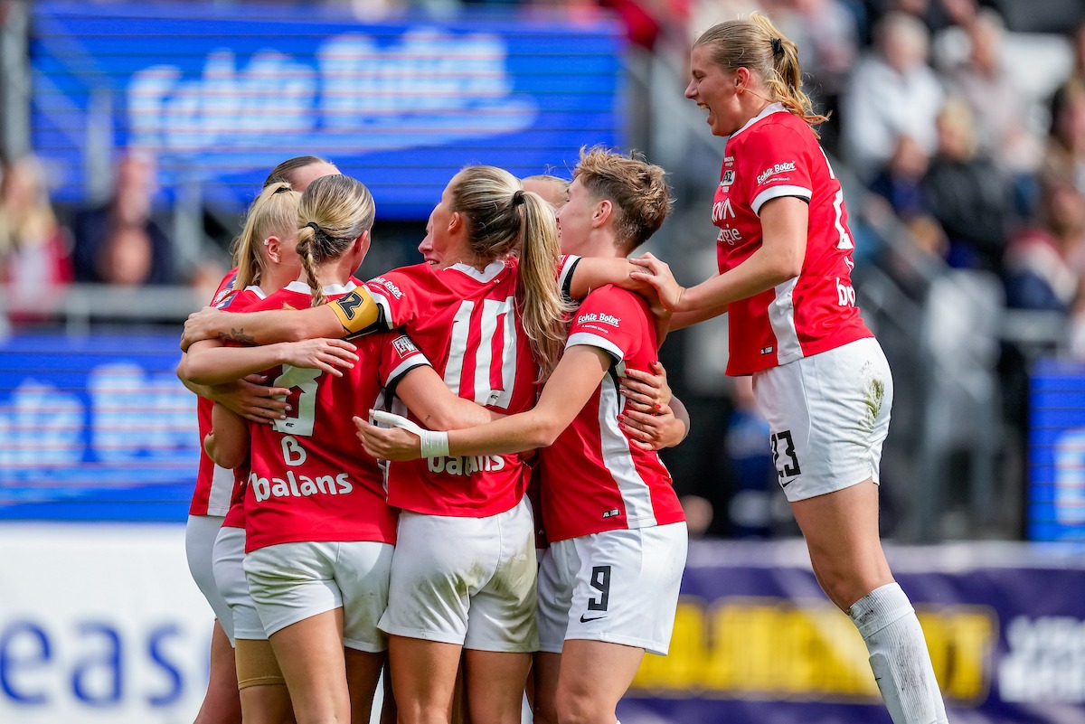 AZ Women header image