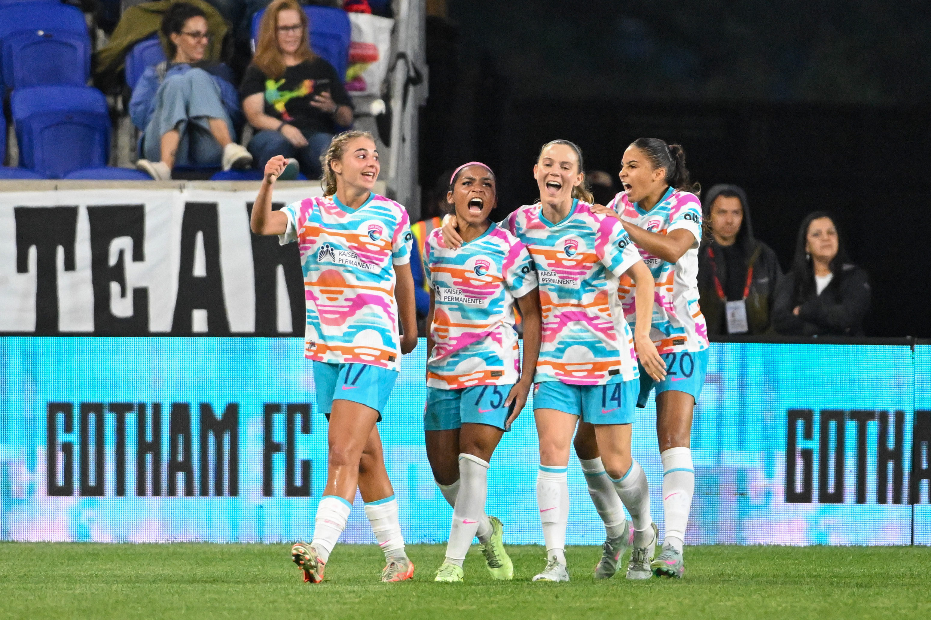 event banner for San Diego Wave FC - Houston Dash