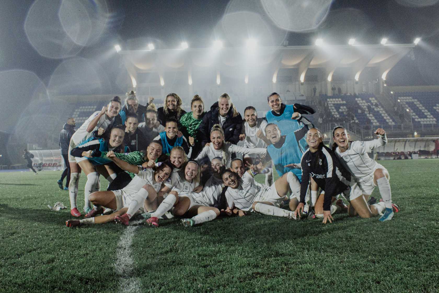 Como Women header image