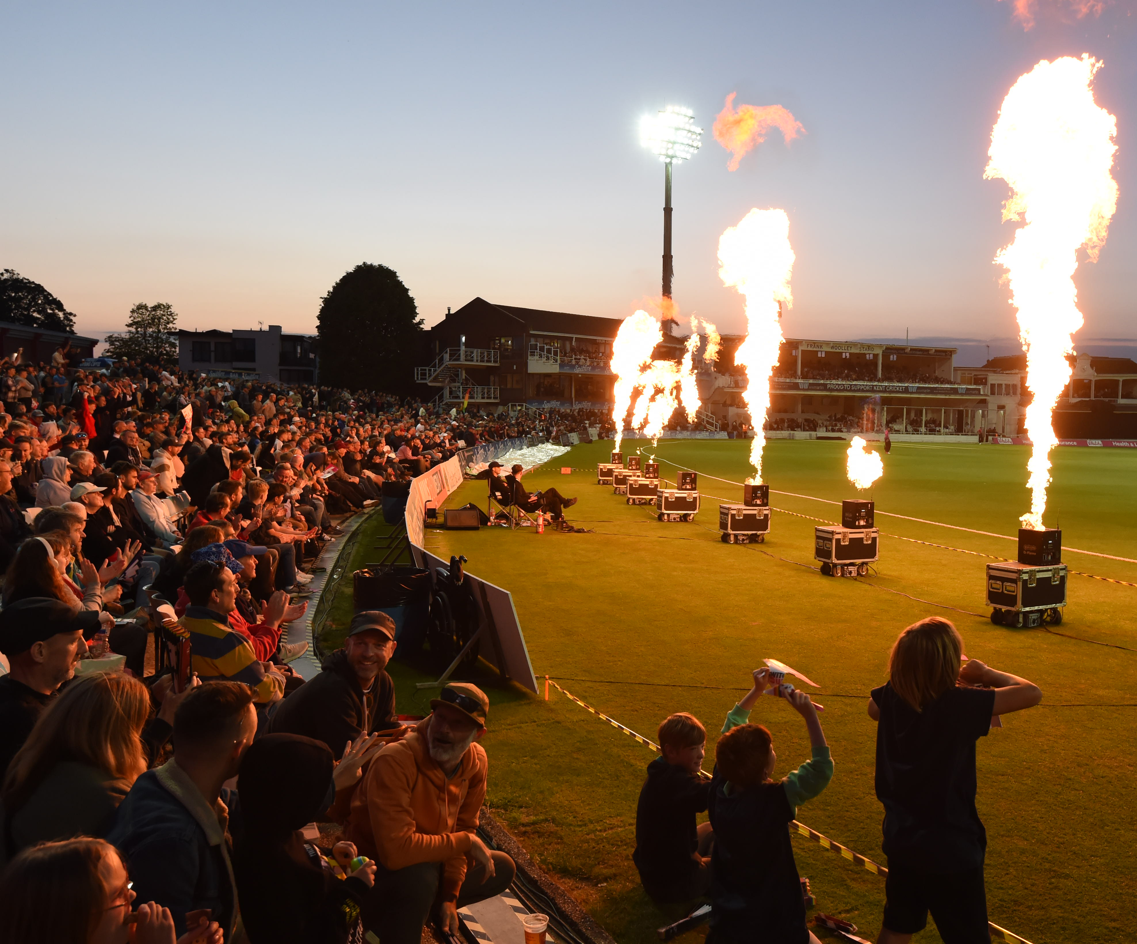 event banner for Middlesex - Kent