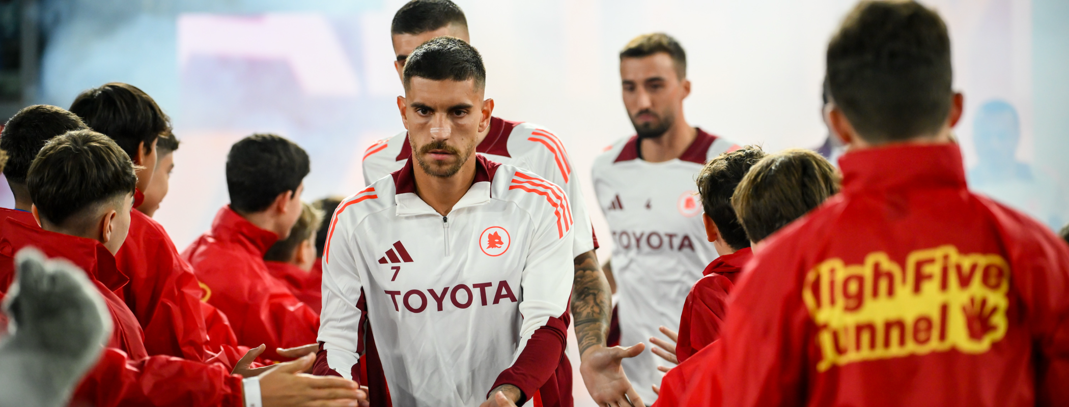 AS Roma vs AC Milan | High Five Tunnel + M&G Experience header image