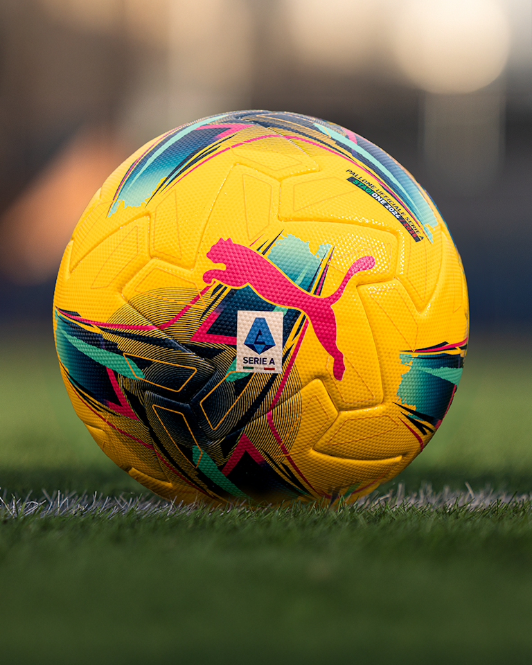 Match Scored Ball `40 - S. McTominay