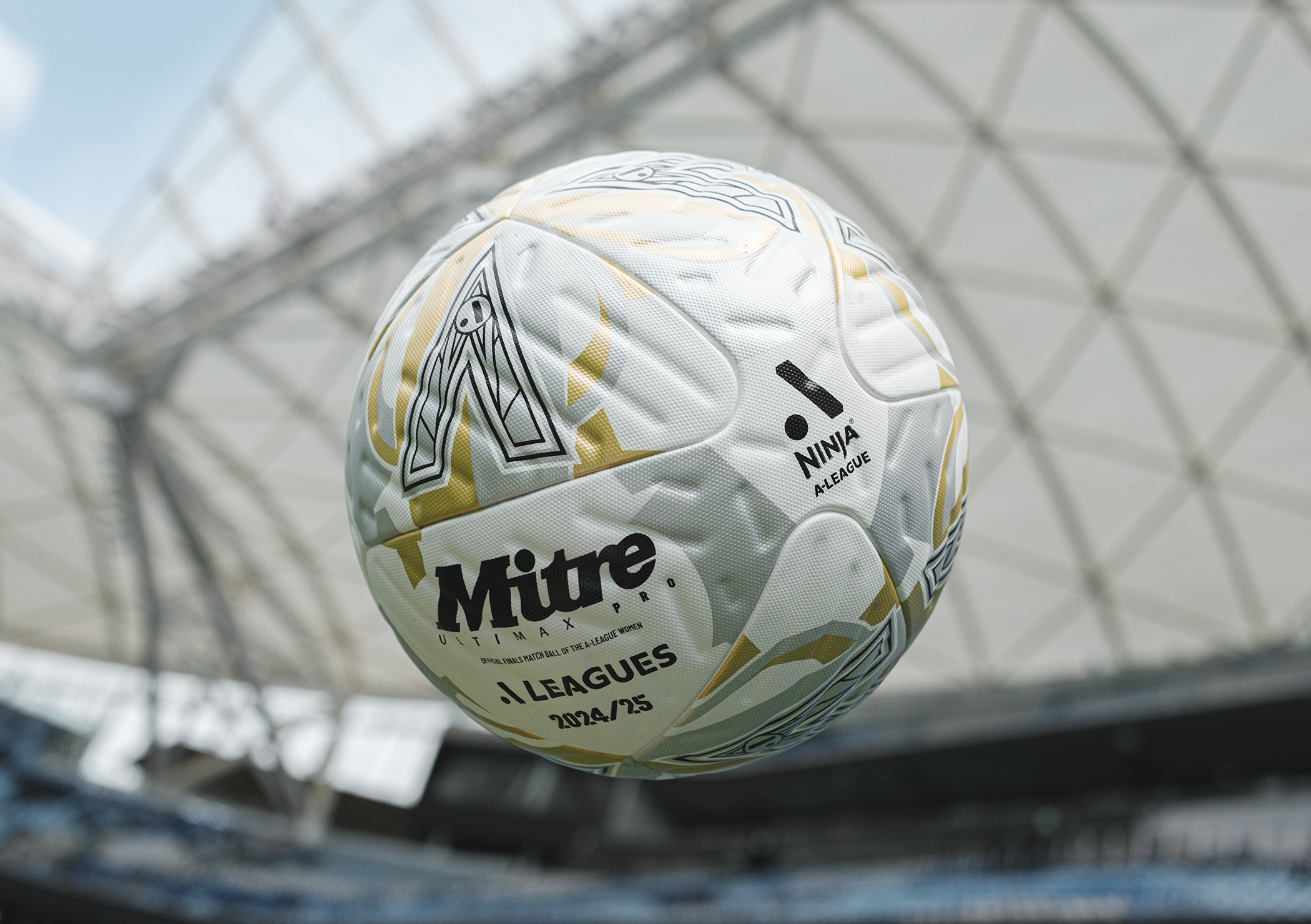 Melbourne Victory Women - Central Coast Mariners Women | Match Scored Balls header image