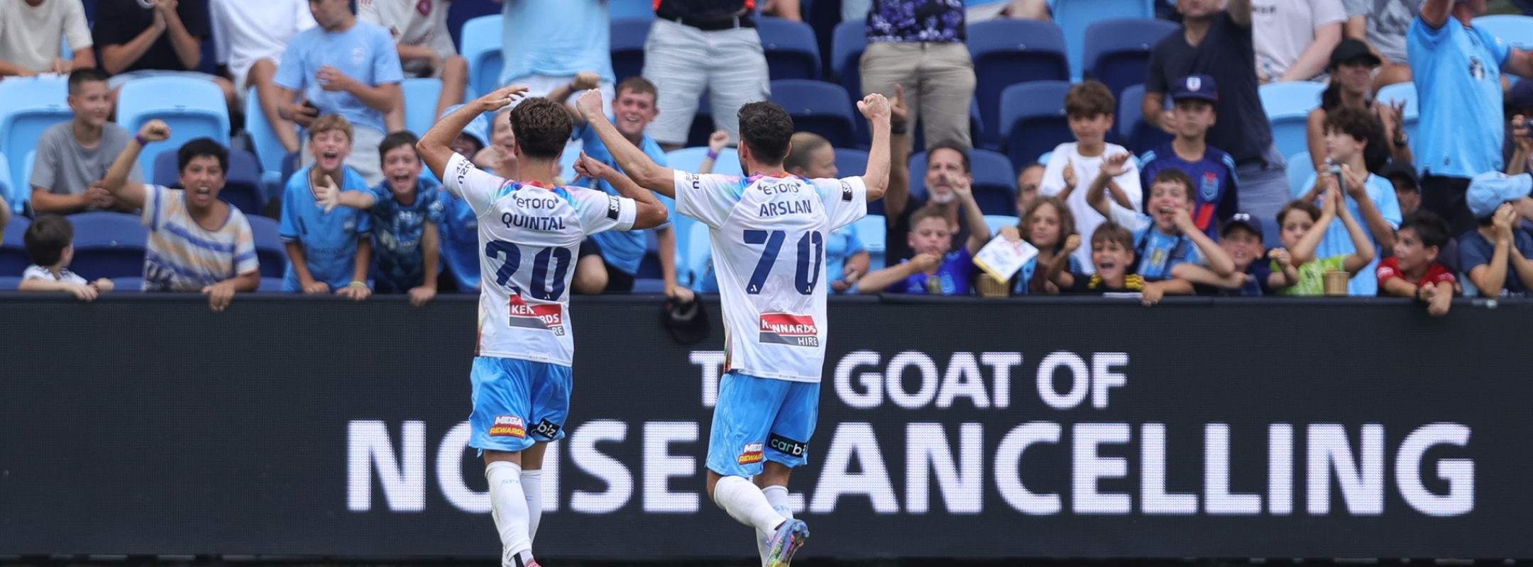 Sydney FC - Brisbane Roar header image