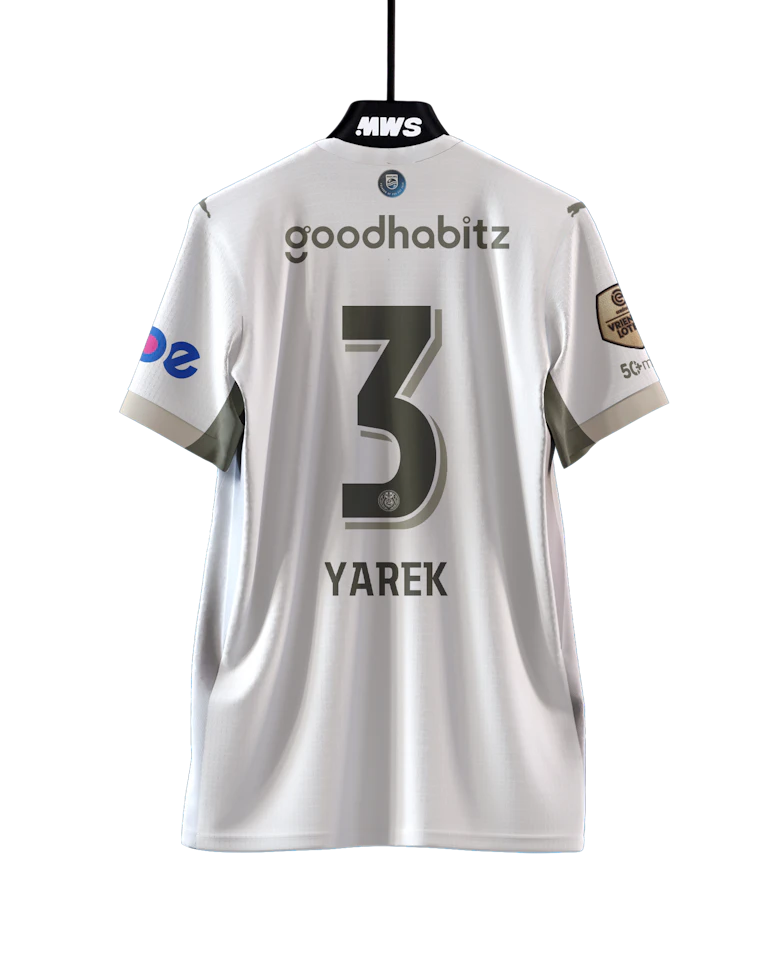 Yarek Gasiorowski Hernandis PSV shirt