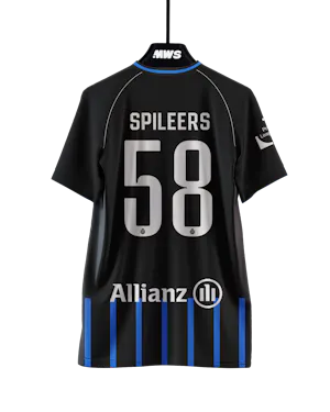 Jorne Spileers Club Brugge camisa.
