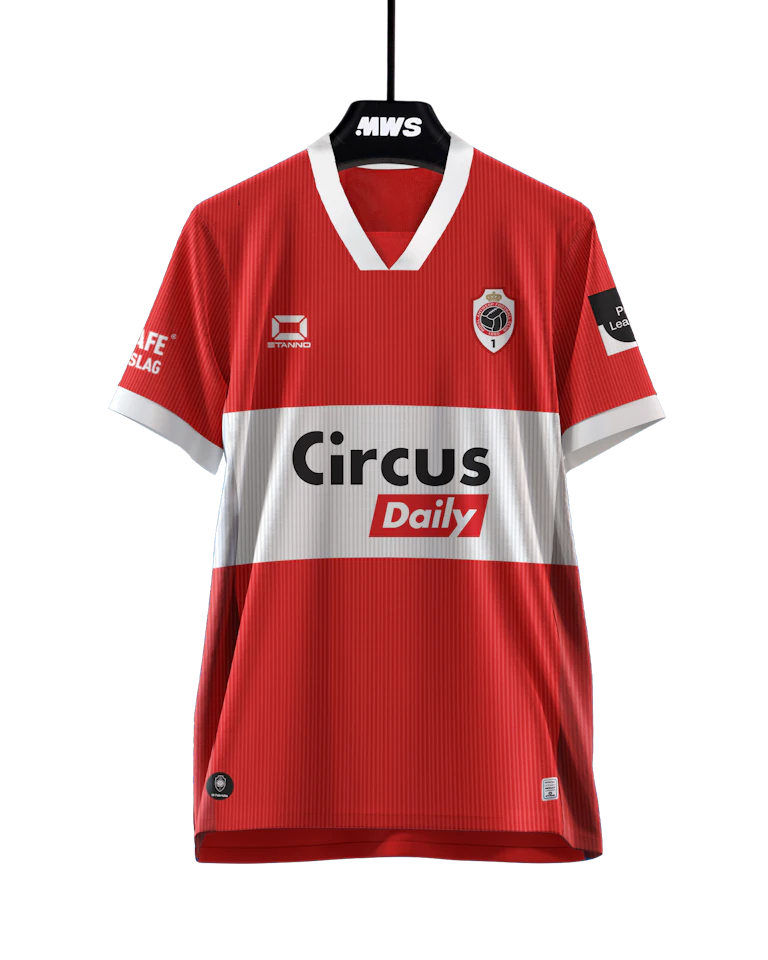 Dennis Praet Royal Antwerp FC shirt