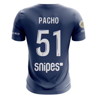 Willian Pacho Paris Saint-Germain のシャツ