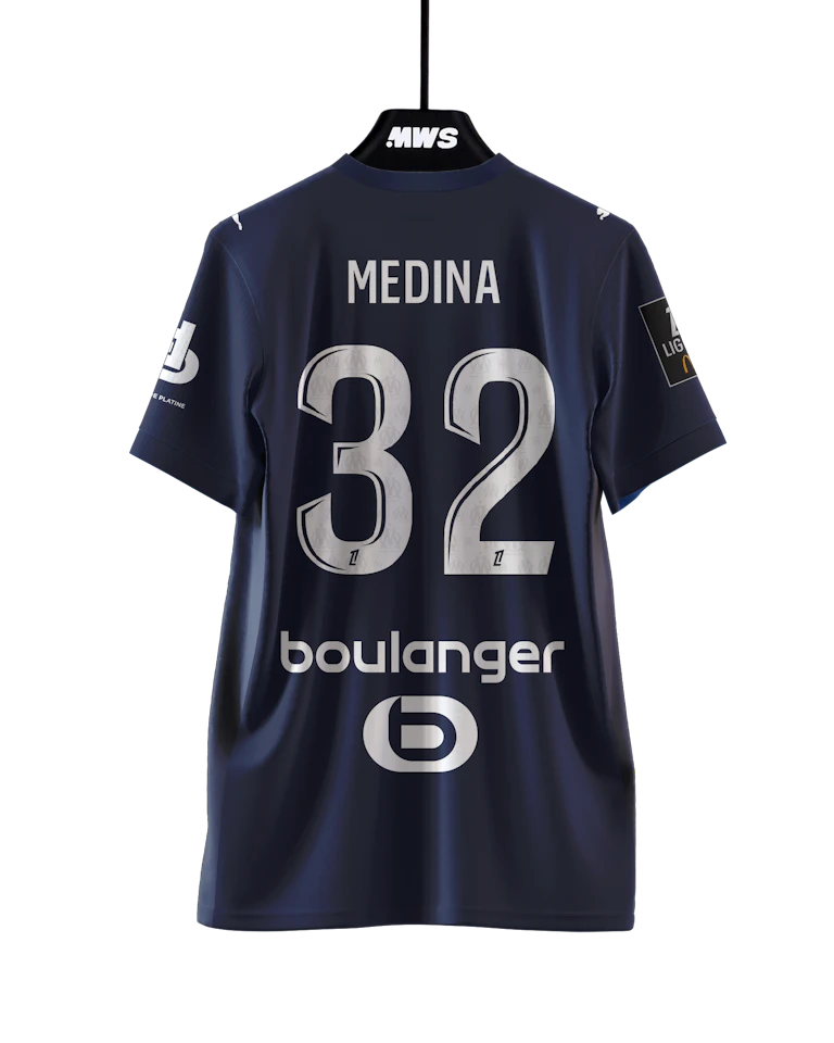 来自Olympique de Marseille的Facundo Medina球衣