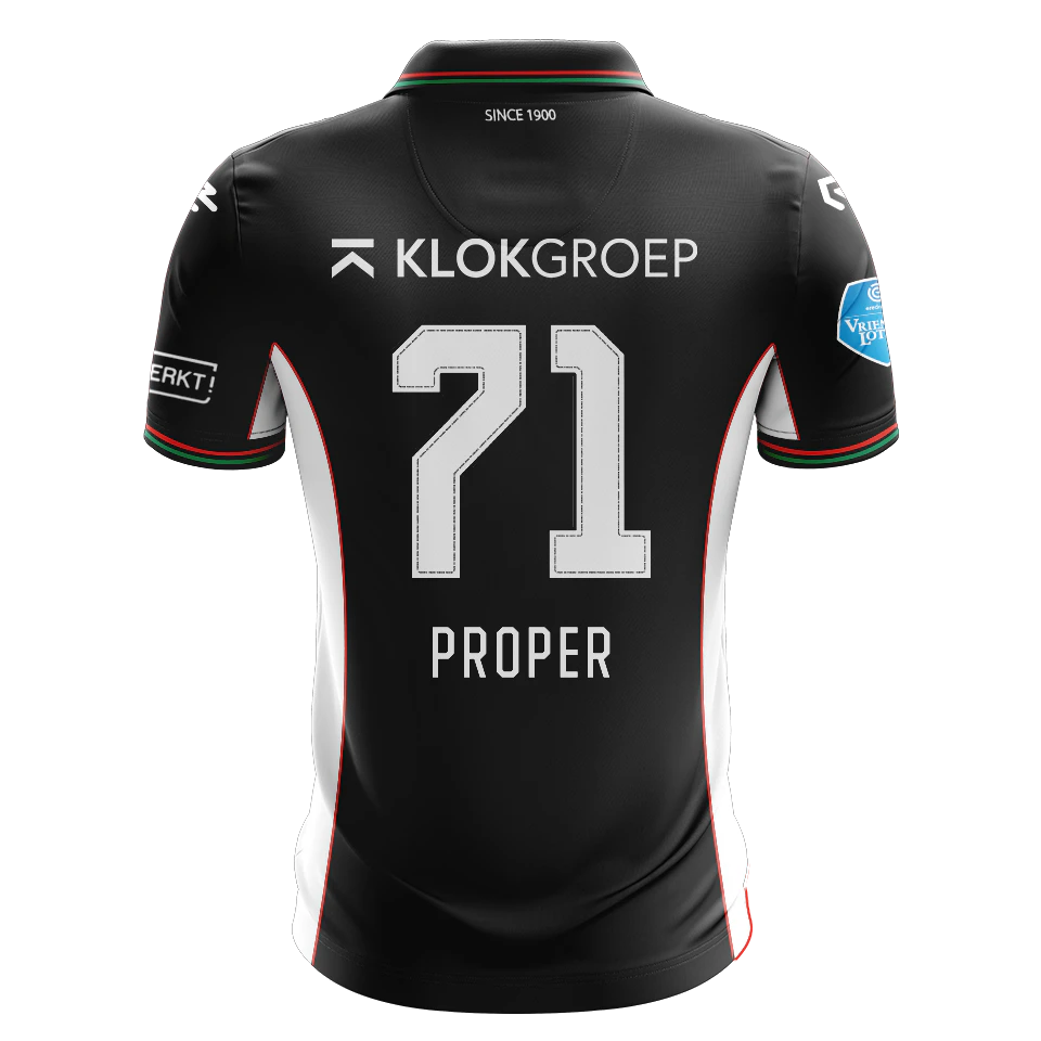 N.E.C. 팀의 Dirk Proper 셔츠