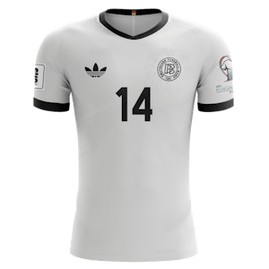 Camisola de Karim Adeyemi, Germany