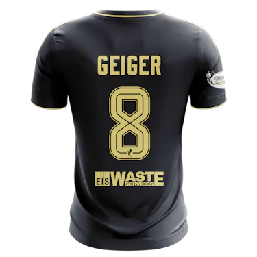 Dennis Geiger Aberdeen jersey