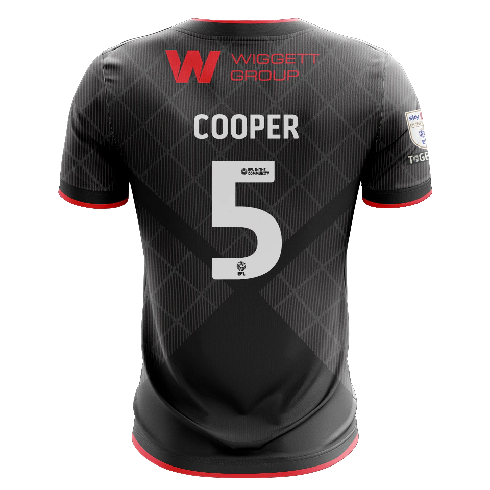 来自Millwall的Jake Cooper球衣