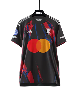 来自OL Lyonnes的Ada Hegerberg球衣