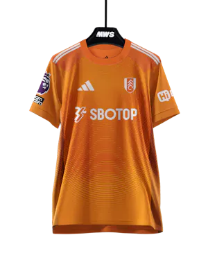 Bernd Leno Fulham shirt