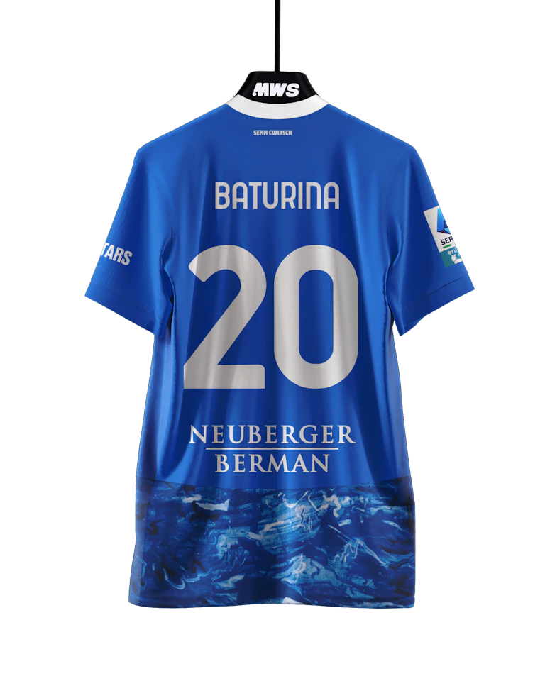 Martin Baturina Como 1907 のシャツ