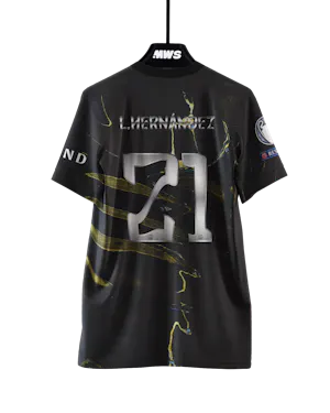 来自Paris Saint-Germain的Lucas Hernández球衣