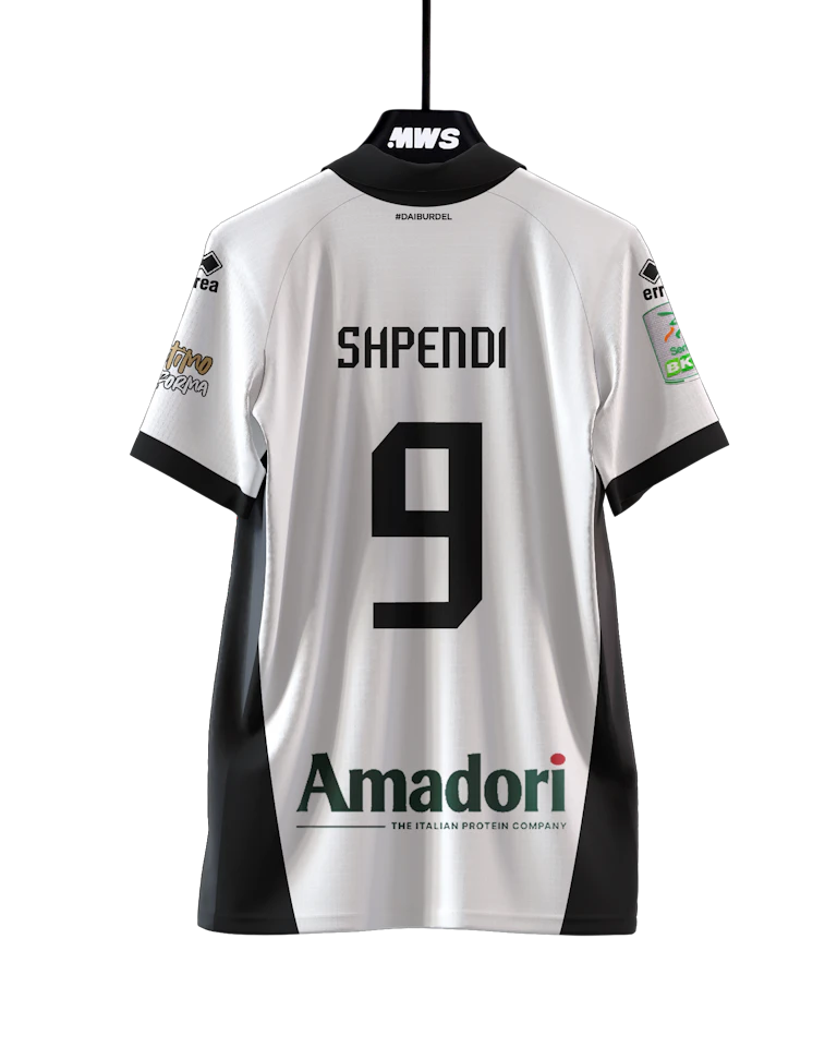 来自Cesena FC的Cristian Shpendi球衣