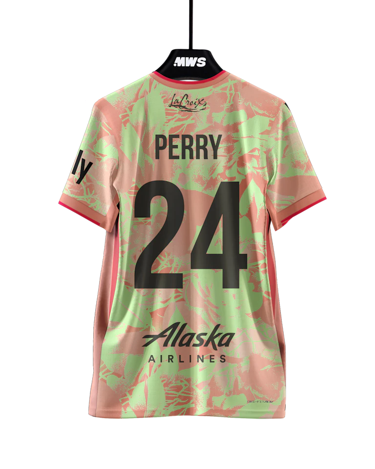Jayden Lee Perry Portland Thorns FC shirt