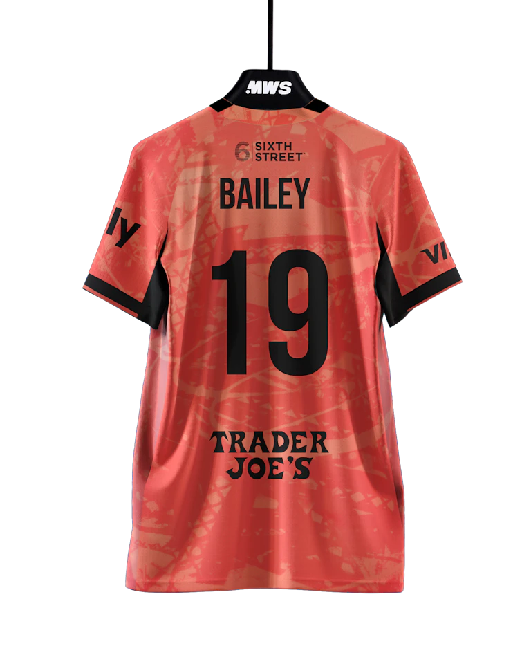 Dorian Bailey Bay FC camisa.