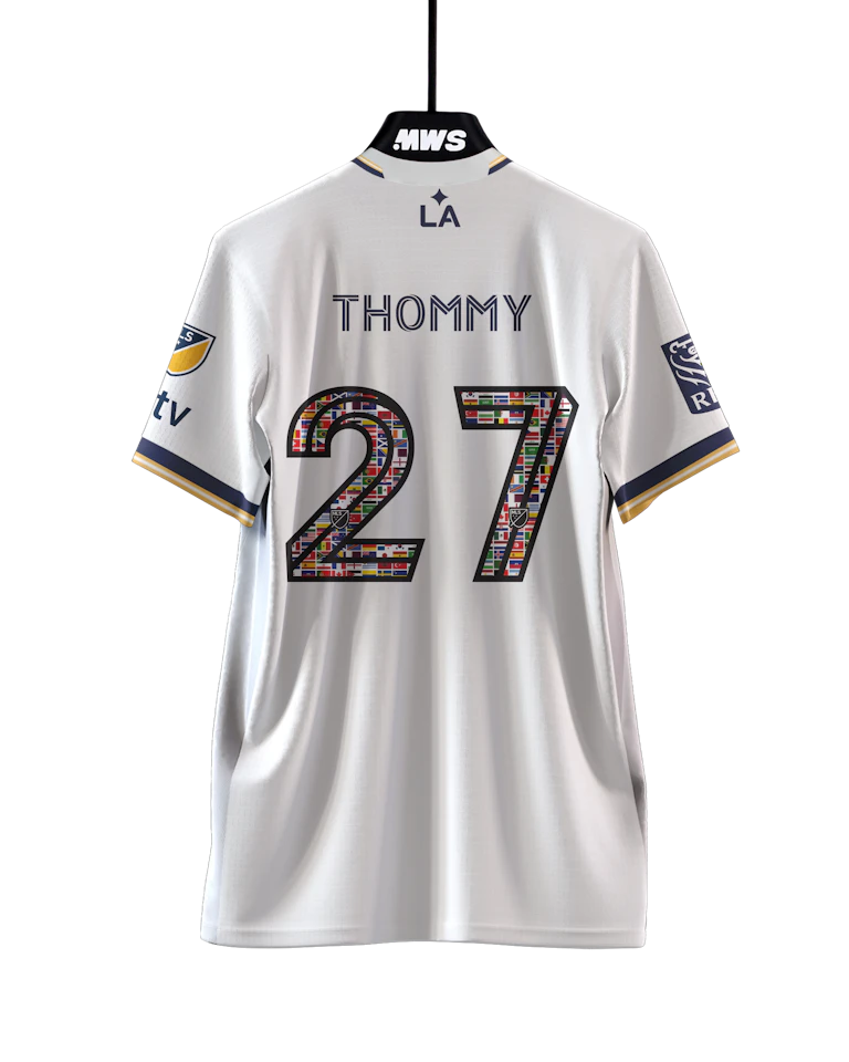 Erik Thommy LA Galaxy shirt