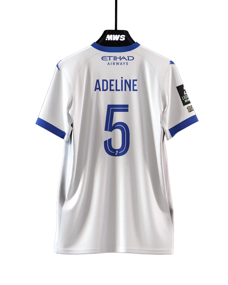 来自ESTAC Troyes的Martin Adeline球衣
