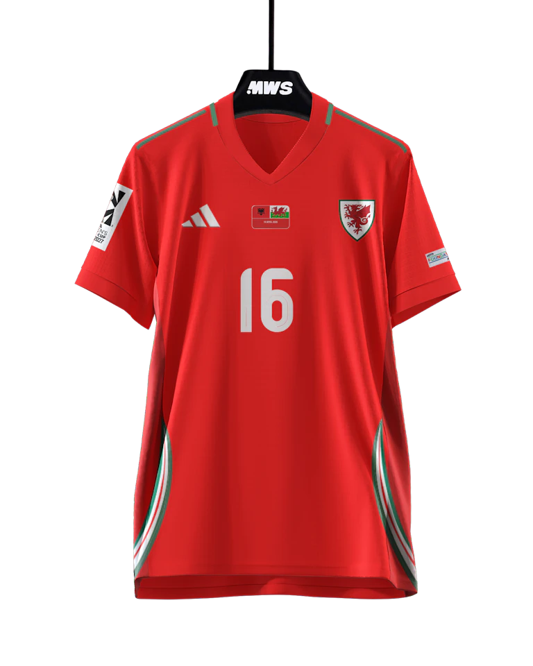 Shirt van Charlotte Estcourt Wales W