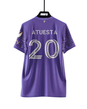 来自Orlando City的Eduard Atuesta球衣