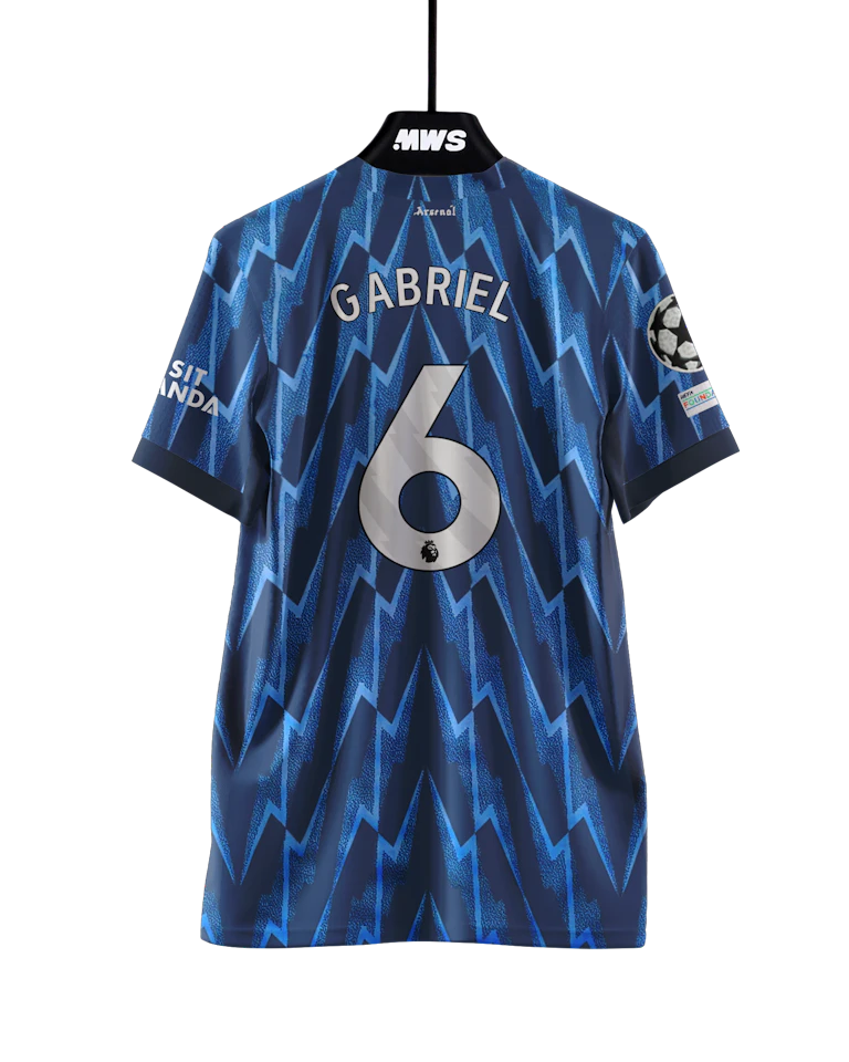 Gabriel Magalhães Arsenal のシャツ