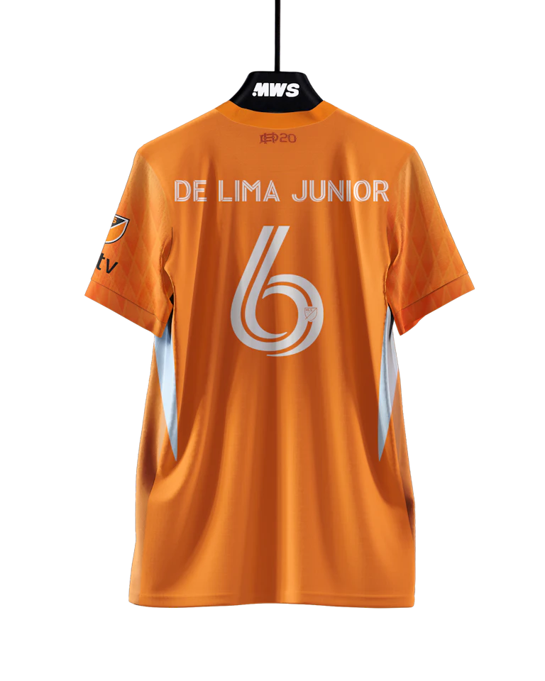 Artur Houston Dynamo FC shirt