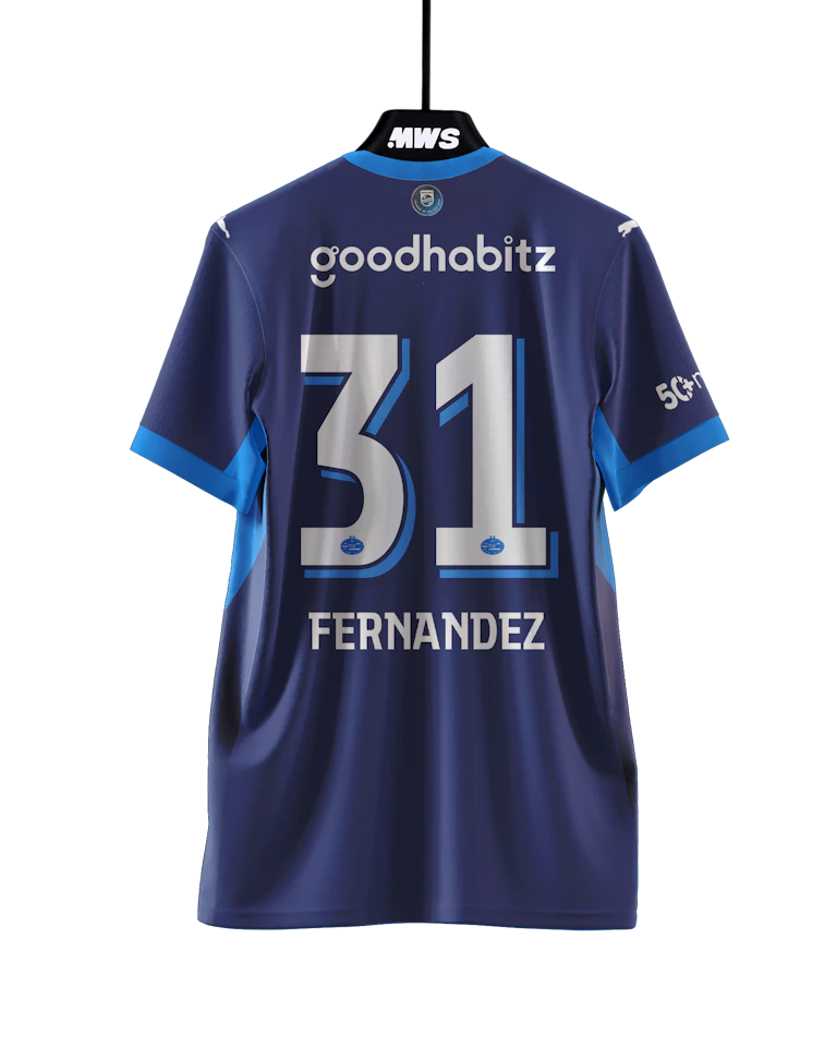Noah Fernandez PSV shirt