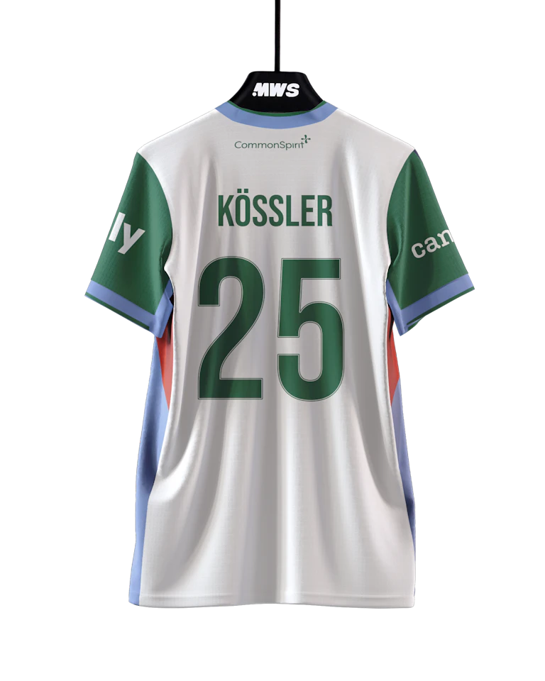 Denver Summit FC-Trikot von Klara Kössler