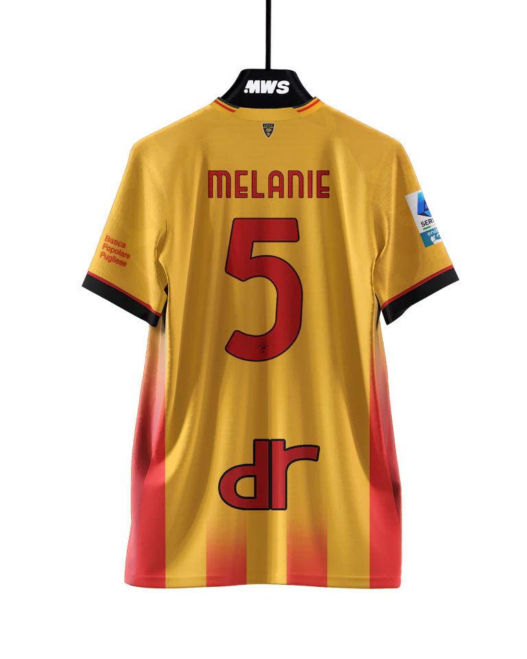 Jamil Siebert US Lecce shirt