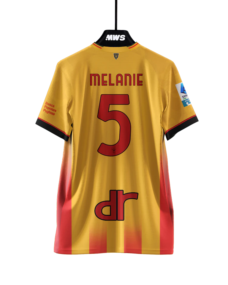 Jamil Siebert US Lecce shirt