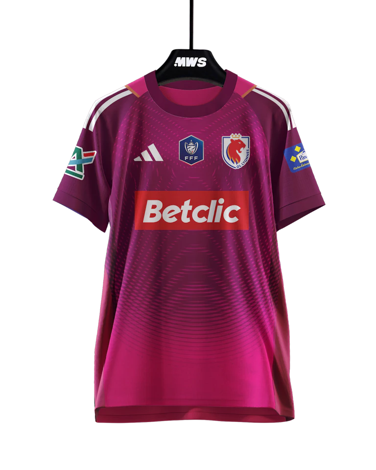 Christiane Endler OL Lyonnes jersey