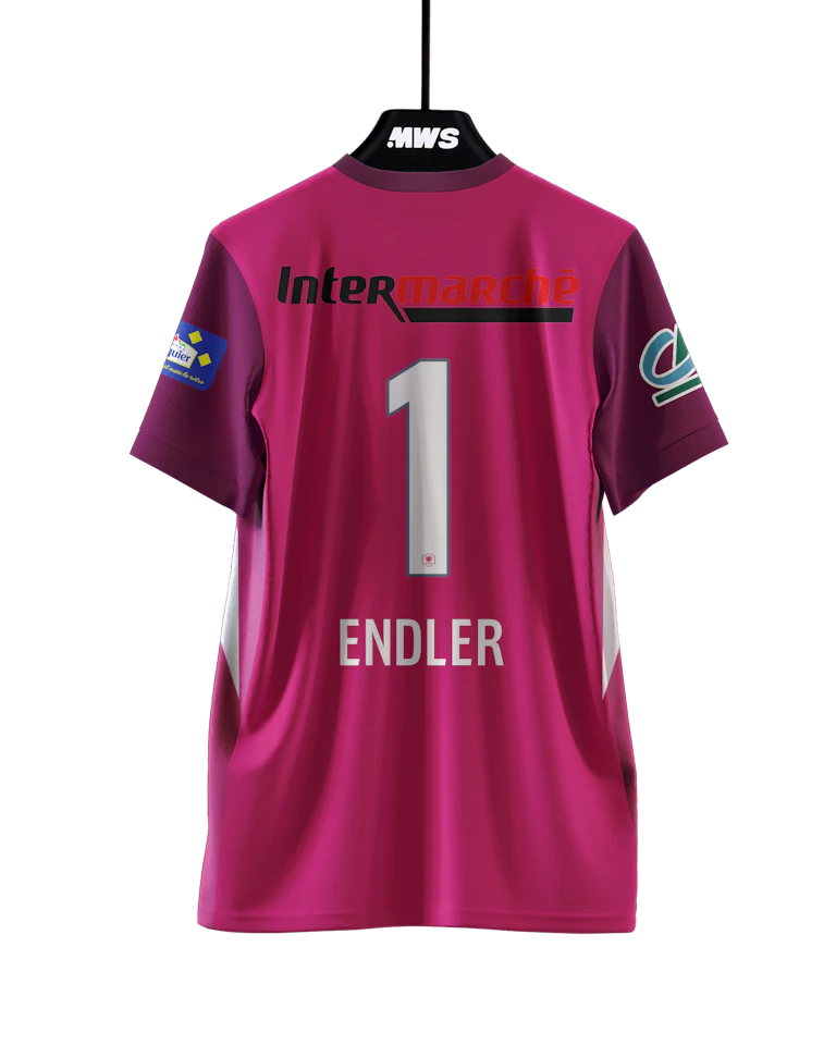 Christiane Endler OL Lyonnes jersey