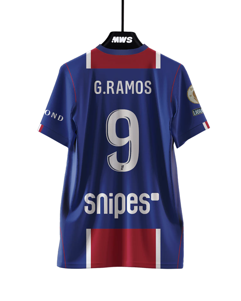 Paris Saint-Germain 팀의 Gonçalo Ramos 셔츠