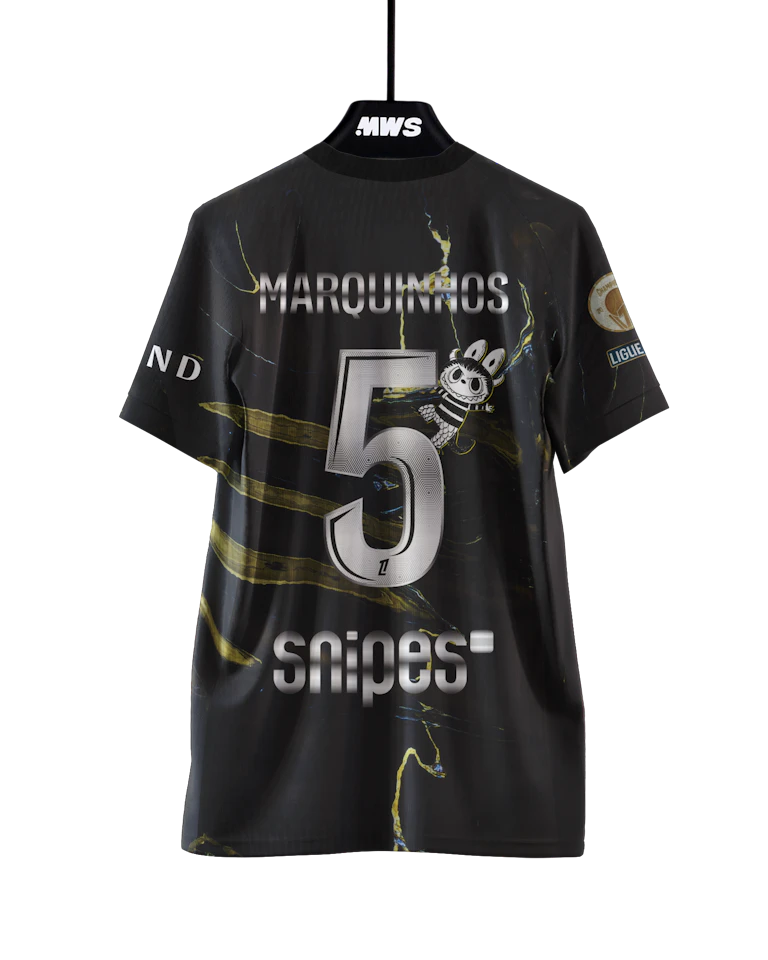 Paris Saint-Germain 팀의 Marquinhos 셔츠