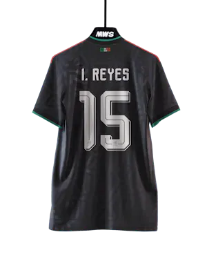 Israel Reyes Mexico camisa.