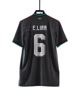 Érik Lira Mexico camisa.