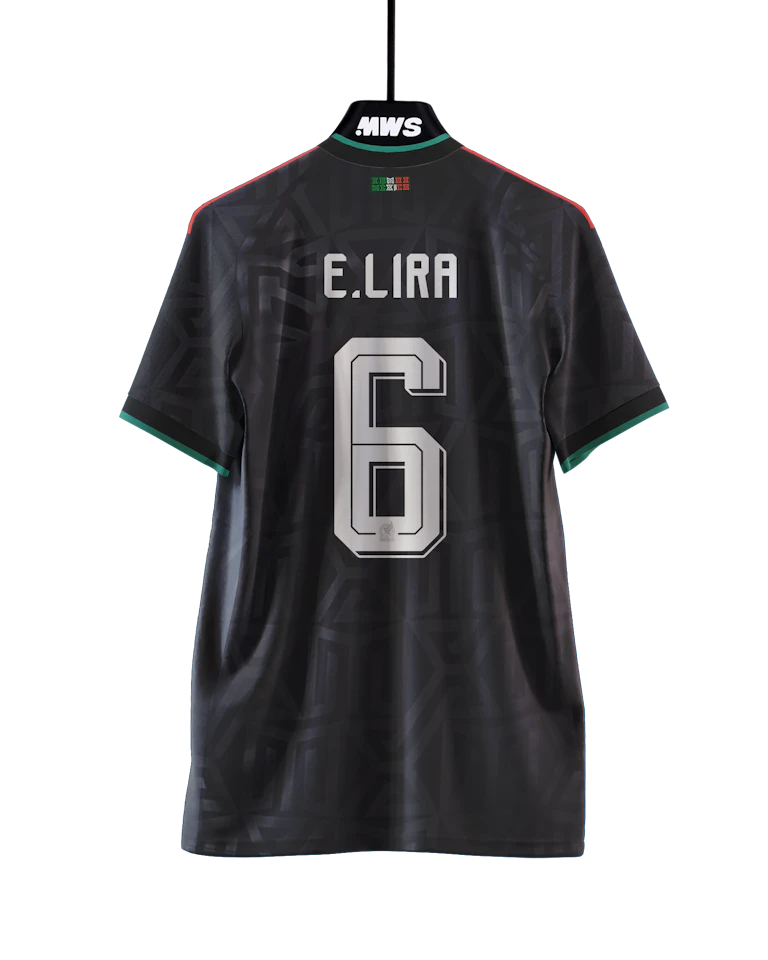 Érik Lira Mexico camisa.