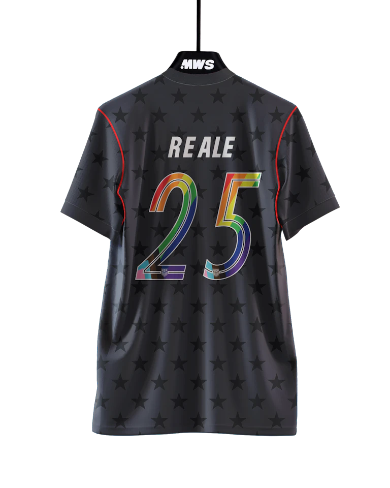 来自United States W的Lilly Reale球衣