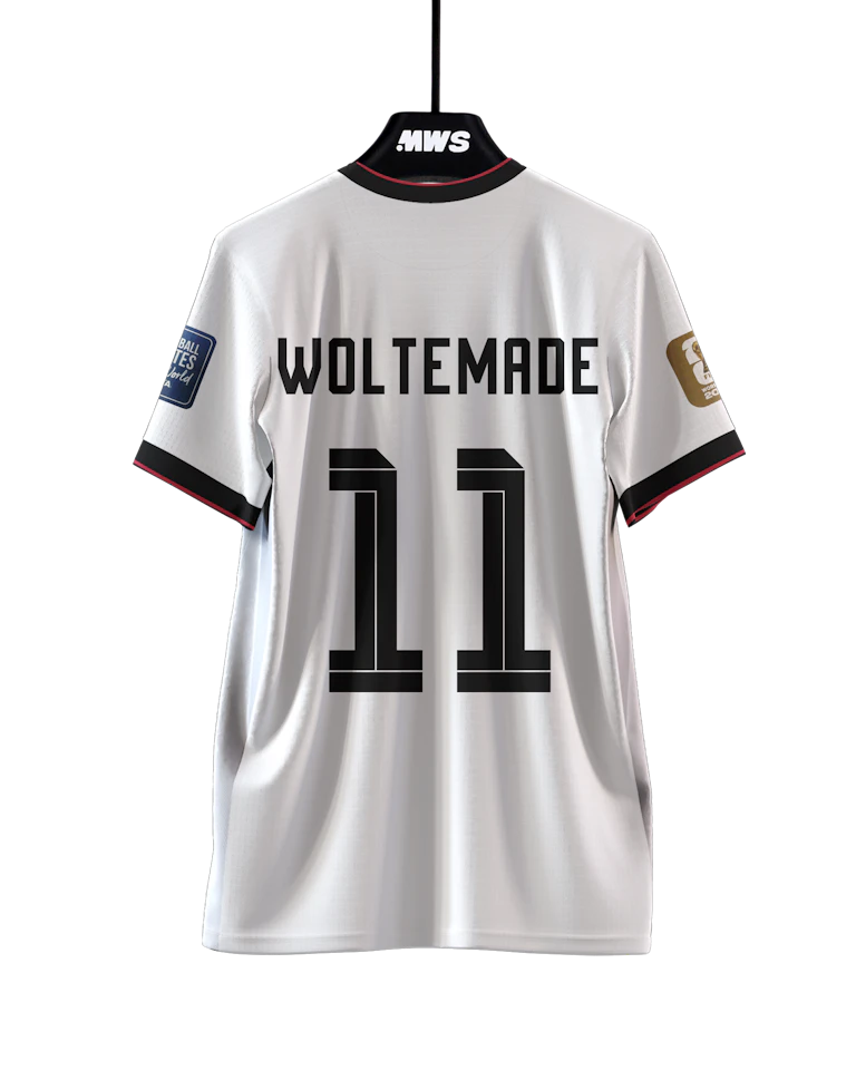 Nick Woltemade Germany のシャツ