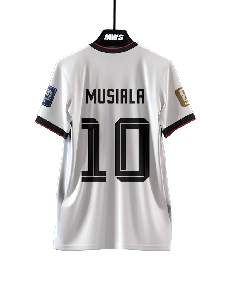Jamal Musiala Germany のシャツ