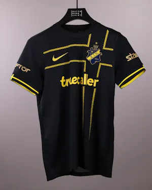 Yannick Geiger AIK shirt