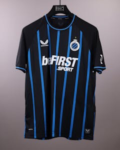 Raphael Onyedika Nwadike Club Brugge shirt