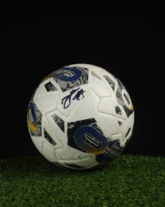 Hibernian | Match Scored Ball `15 - Myziane Maolida