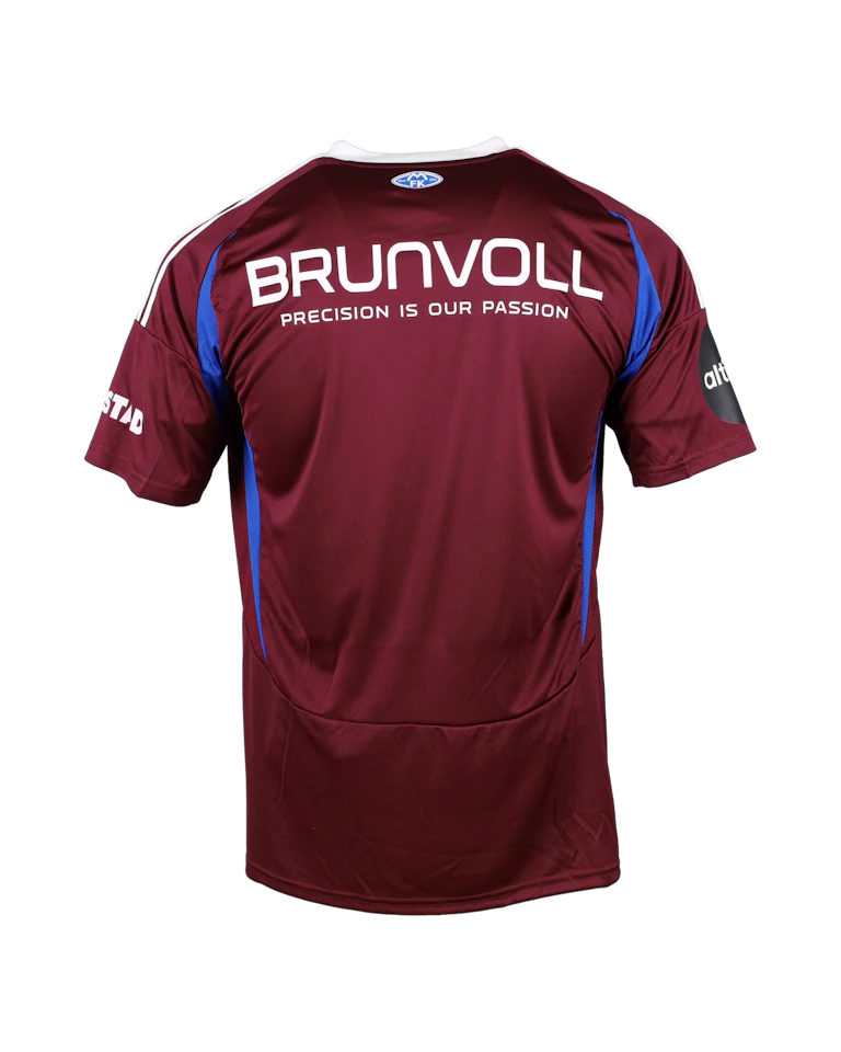 Squad Signed Shirt - 1