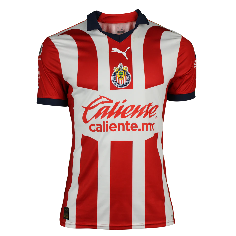 来自Chivas Guadalajara的Víctor Guzmán球衣