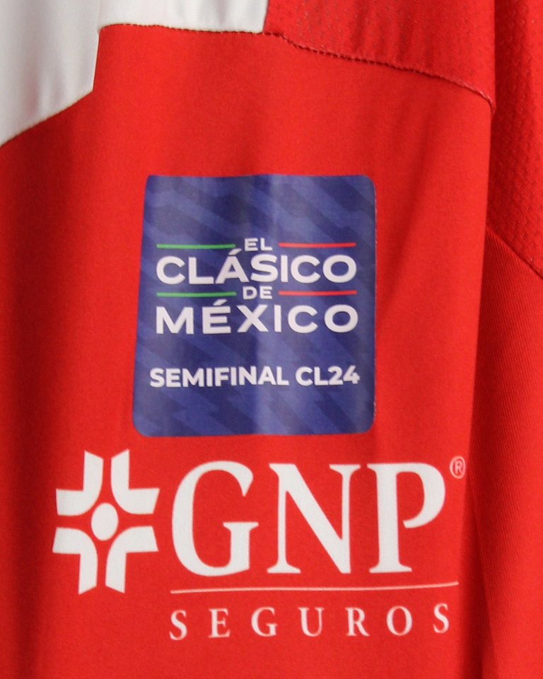 Leonardo Sepúlveda Chivas Guadalajara shirt